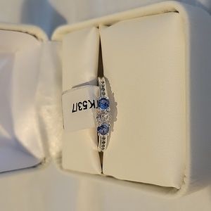 New! Women's Ring - Size 7